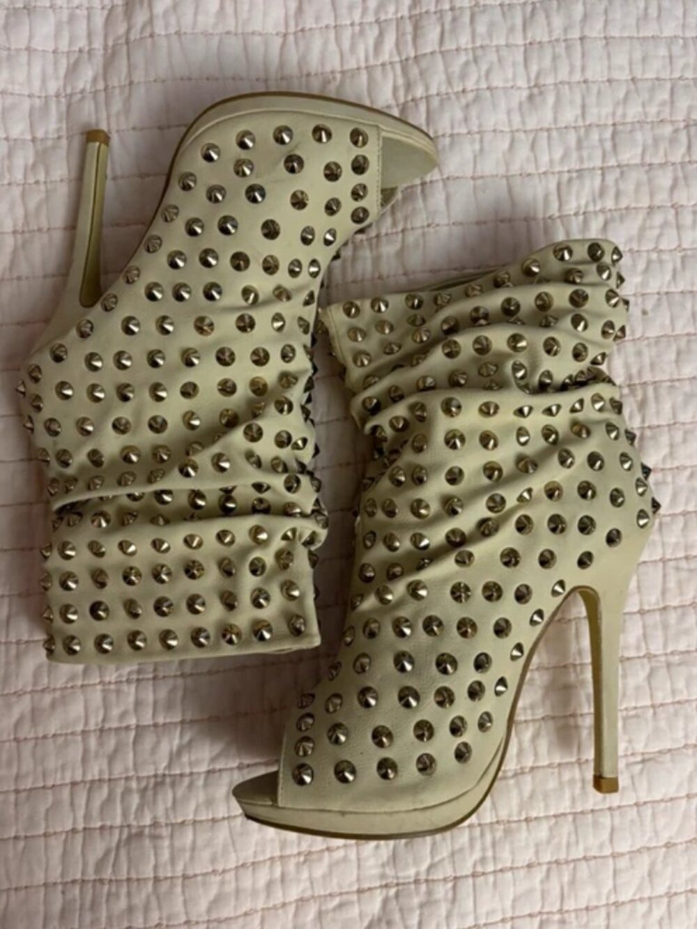 Liliana Heels